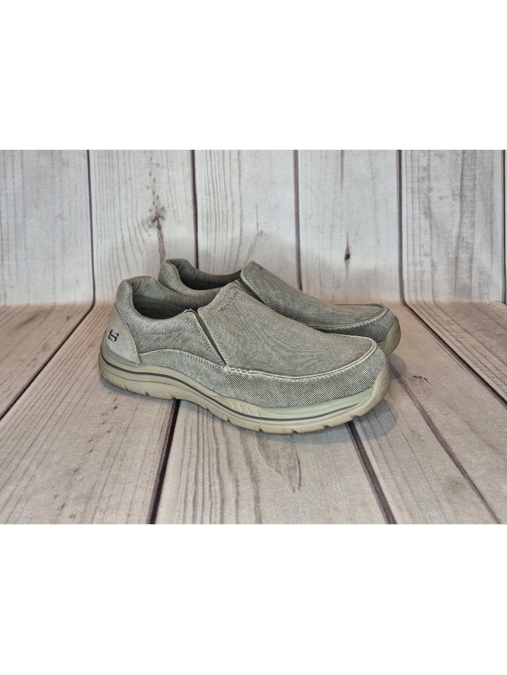 Skechers Men's Size 12 Relaxed Fit Expected Avillo Slip-On Shoes Khaki Canvas